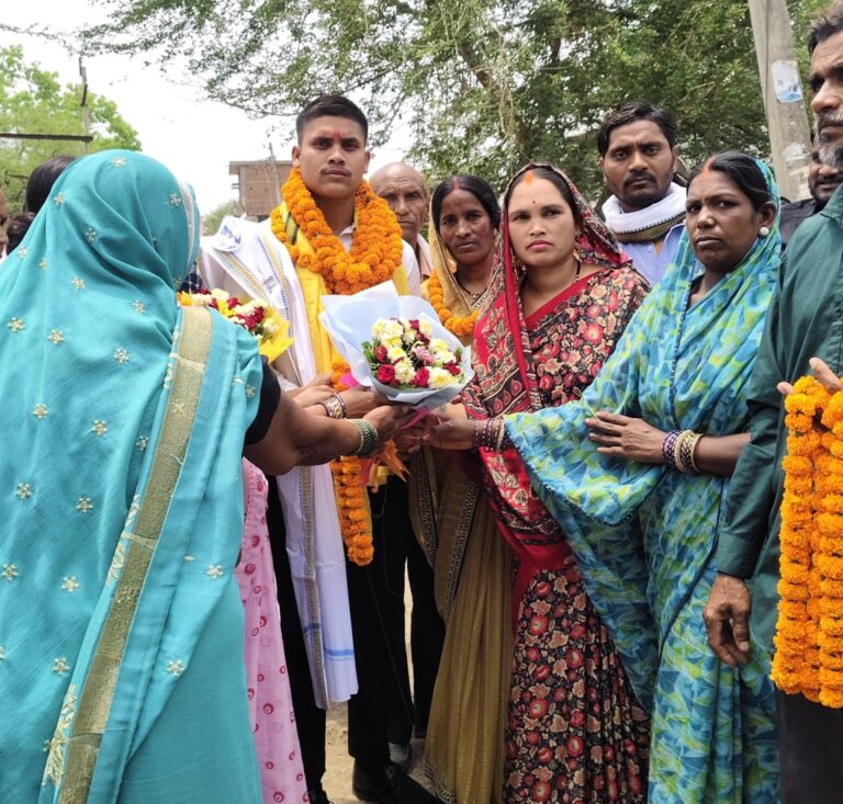 मदकू गांव के बलराम कुर्रे बने अग्निवीर, परिवार और गांव का बढ़ाया मान