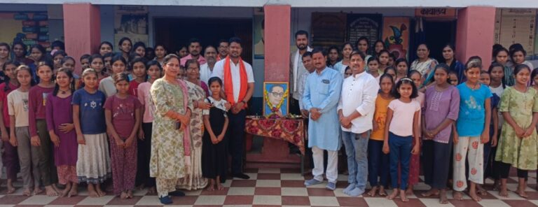 कस्तूरबा गांधी बालिका आवासीय विद्यालय में धूमधाम से मनाई गई डॉ. भीमराव अंबेडकर जयंती